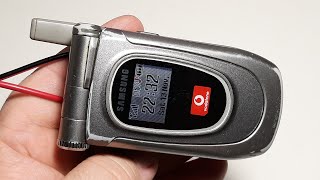 Samsung SGH Z105 - телефон третьего поколения, предназначенный для Европы 2004 года из Германии