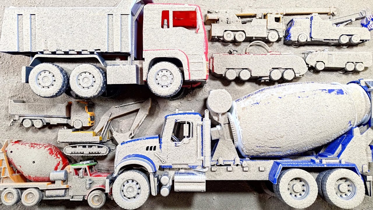 Temukan Mobil Mainan Terkubur dan Membersihkan Truk Besar Dumptruk, Truk Molen Besar, Mobil Pemadam