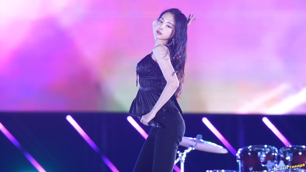 190830 손나은 Naeun 에이핑크 Apink 'FIVE' 4K 60P 직캠 @충주세계무예마스터십 by DaftTaengk
