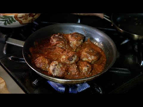 How to Make the Worlds Best Spaghetti! - Homemade Sauce and Meatballs*