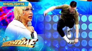 Vice Ganda gets nervous with Vhong's dance move | It's Showtime