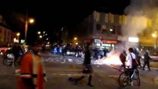 Car drives through crowd of people (BAY TV 415)