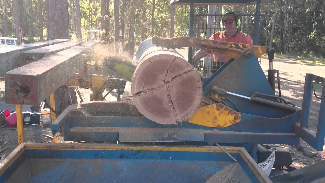 Processing firewood - YouTube