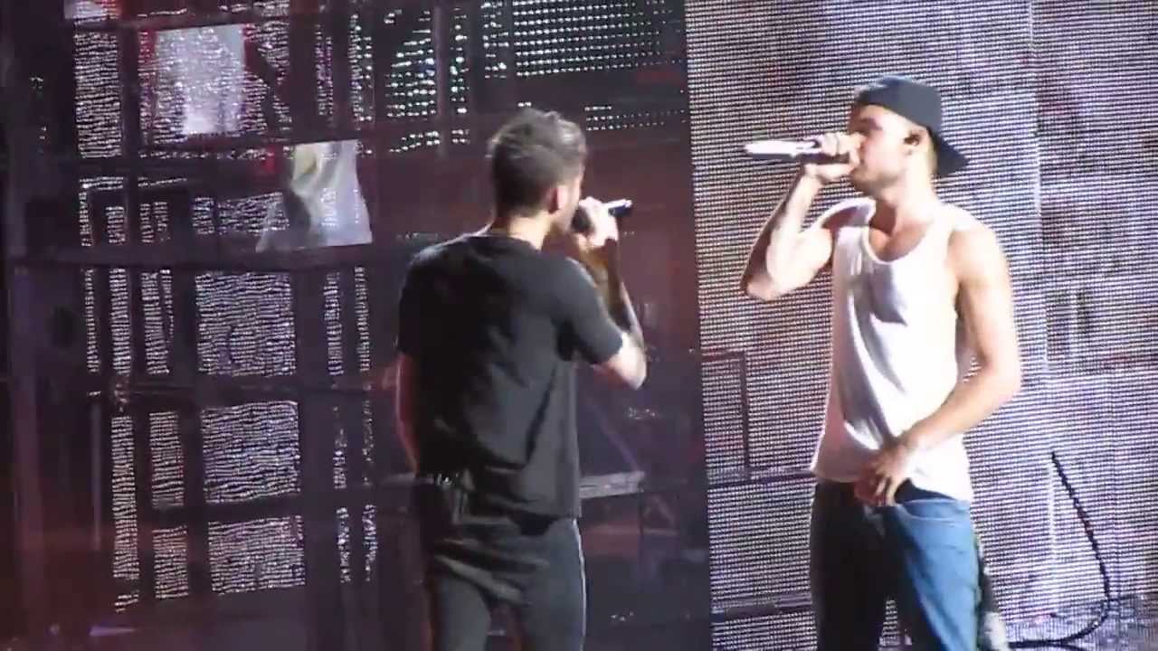One Direction - More Than This (Sydney 24/10/13)