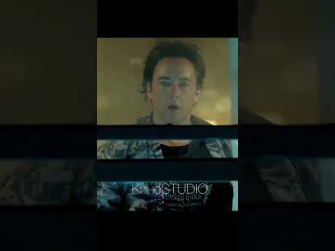 Увидел двойника в окне😳 Фильм «1408». #рек #фильмы #кино #1408 #кинг #shorts