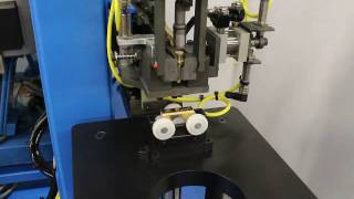 Screw/Nut Driver With Vibratory Feeder Bowl And Horizontal Track (Model SD-111)