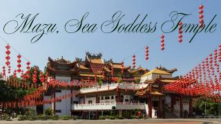 Thean Hou Temple is a gorgeous 6-tier hill-top extravaganza in Kuala Lumpur, Malaysia - really good!