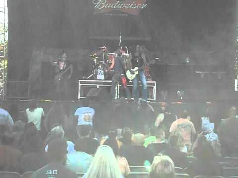 jackyl rib america indianapolis 2010 live (when moonshine and dynamte collide)