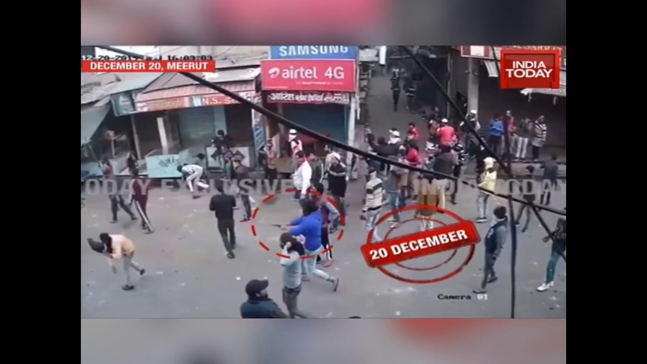 Anti-CAA Violence: Uttar Pradesh Police Release Videos of Protesters Firing at Cops in Meerut