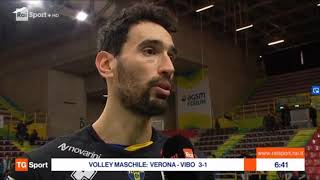 Emanuele Birarelli a #IoStoACasaEParloDiPallavolo: il muro