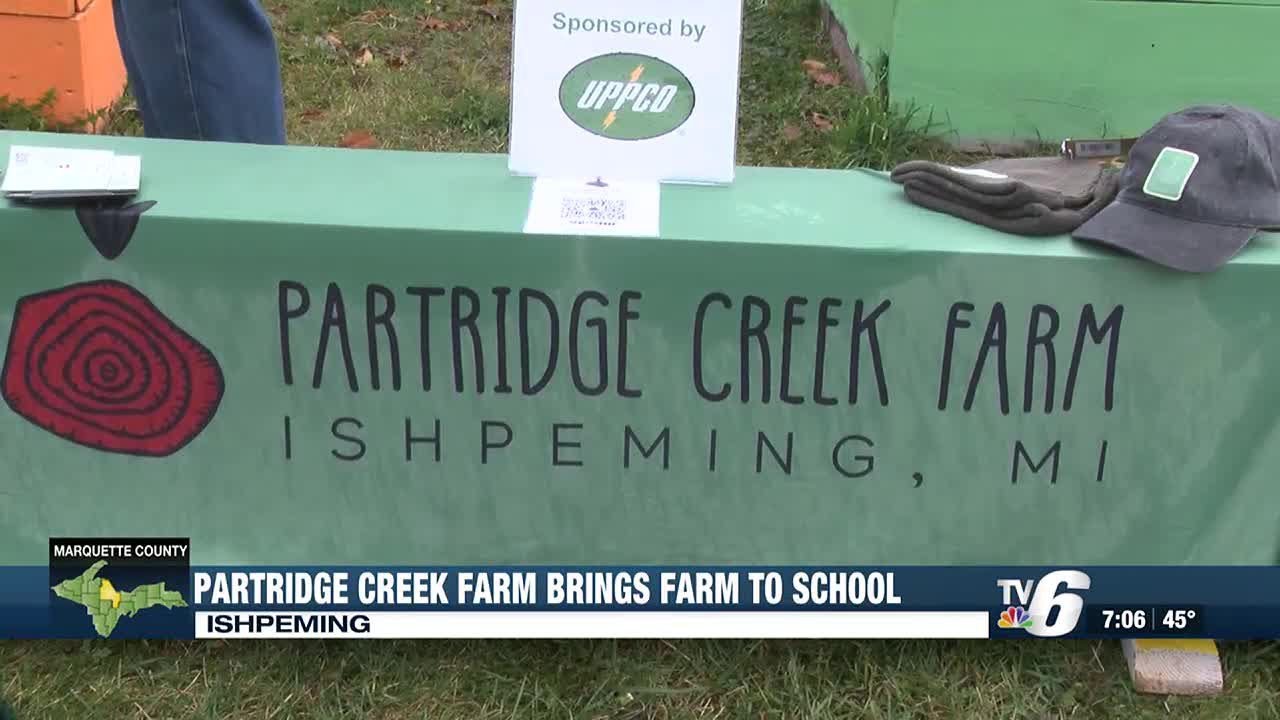 Partridge Creek Farm brings Farm to School - YouTube