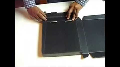 Assembling Polypropylene Clamshell Storage Box