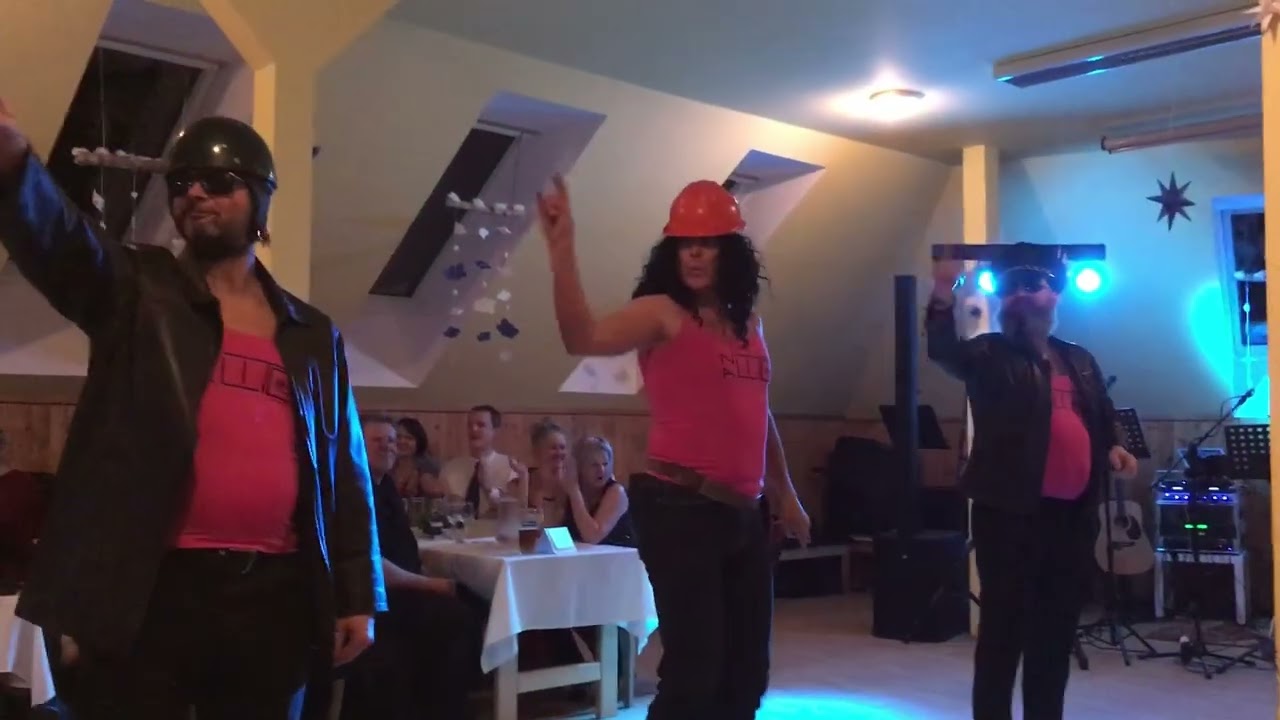 Půlnoční překvapení 2023