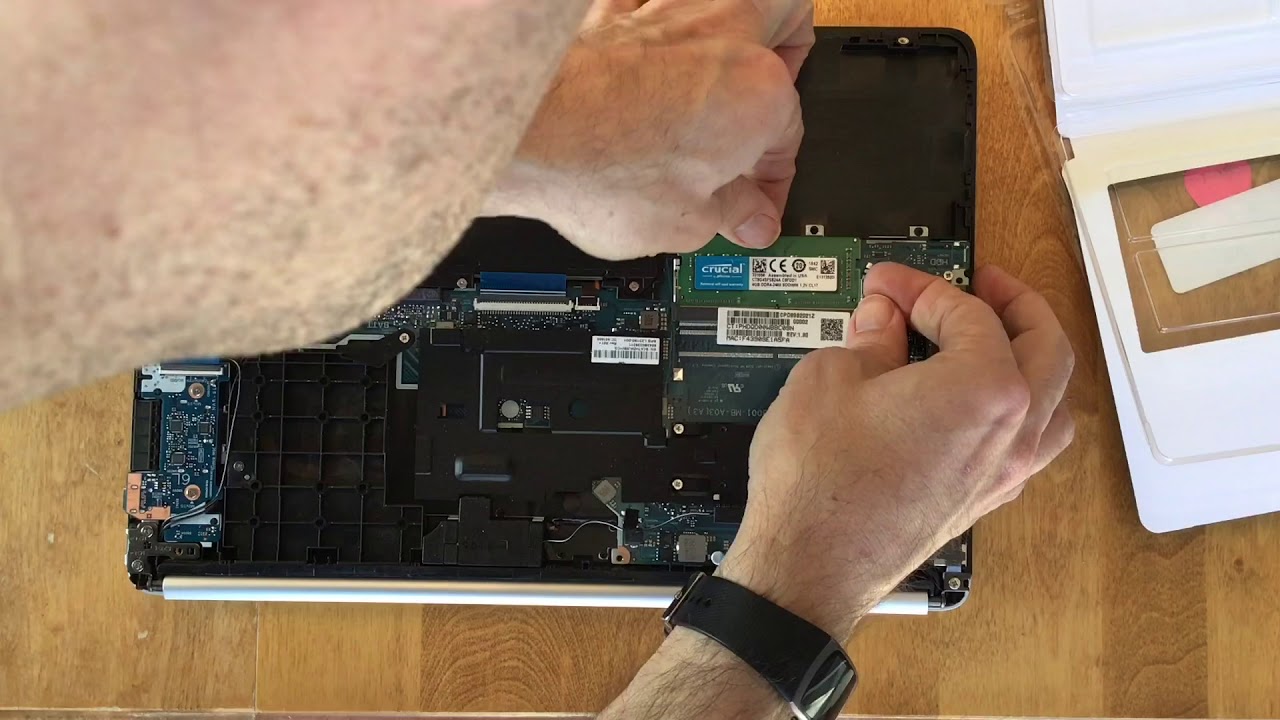How to Upgrade Memory in HP Laptop without User Removable Battery:  DDR4-2400 SODIMM | HP 14-df0013cl