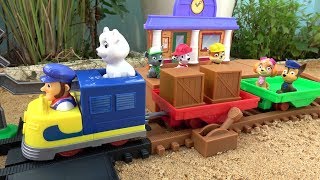 Paw Patrol Adventure Bay Railway Track Set with Exclusive Vehicle Toys Unboxing screenshot 4