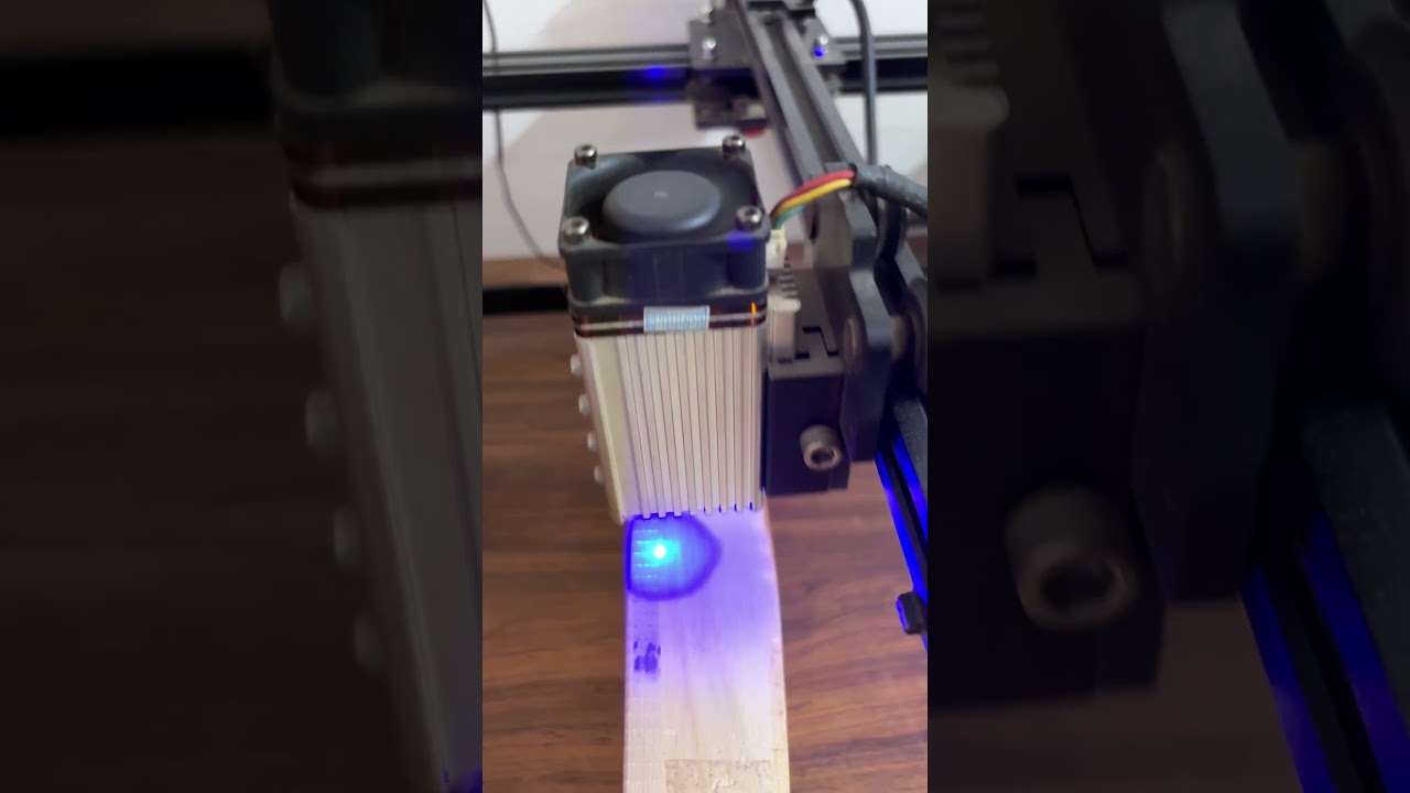 Technologia🔥 Get your bat customized with your name engraved !