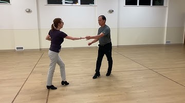 American Swing  - Lindy Turn to Opposition Break and Roll Uut