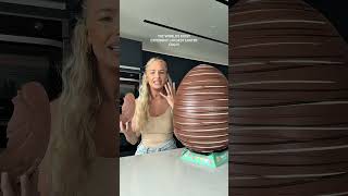 THE WORLDS LARGEST EASTER EGG!!! 😱🍫 #easteregg #worldslargest #food
