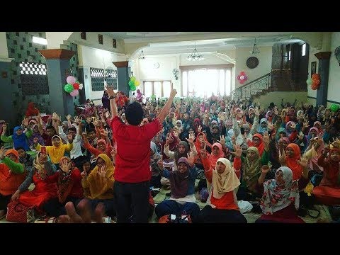 TUTORIAL Gerakan Senam jalan Di Tempat !!  Tonton sampai Akhir ADA kejutan di tengah video