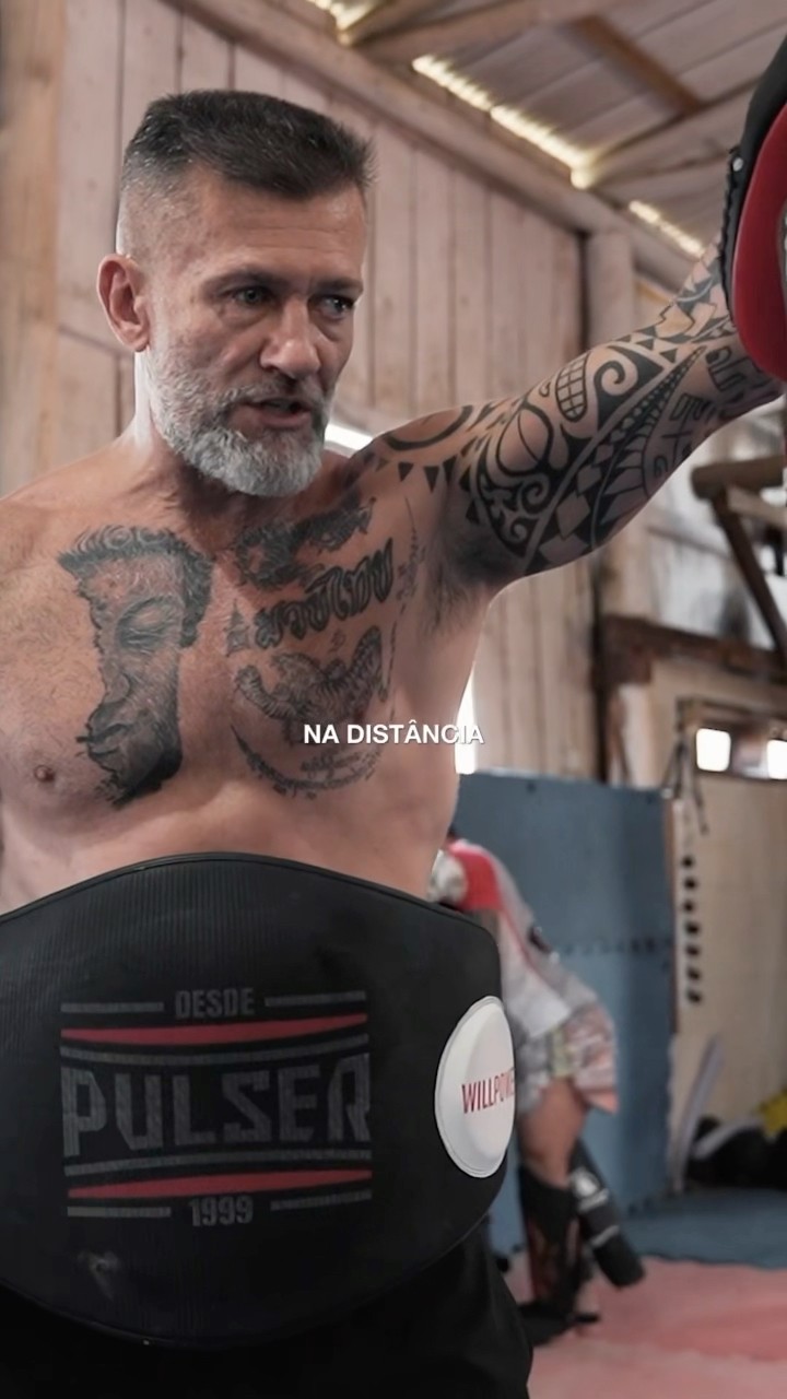 Aprenda a se movimentar e se posicionar no #muaythai ?