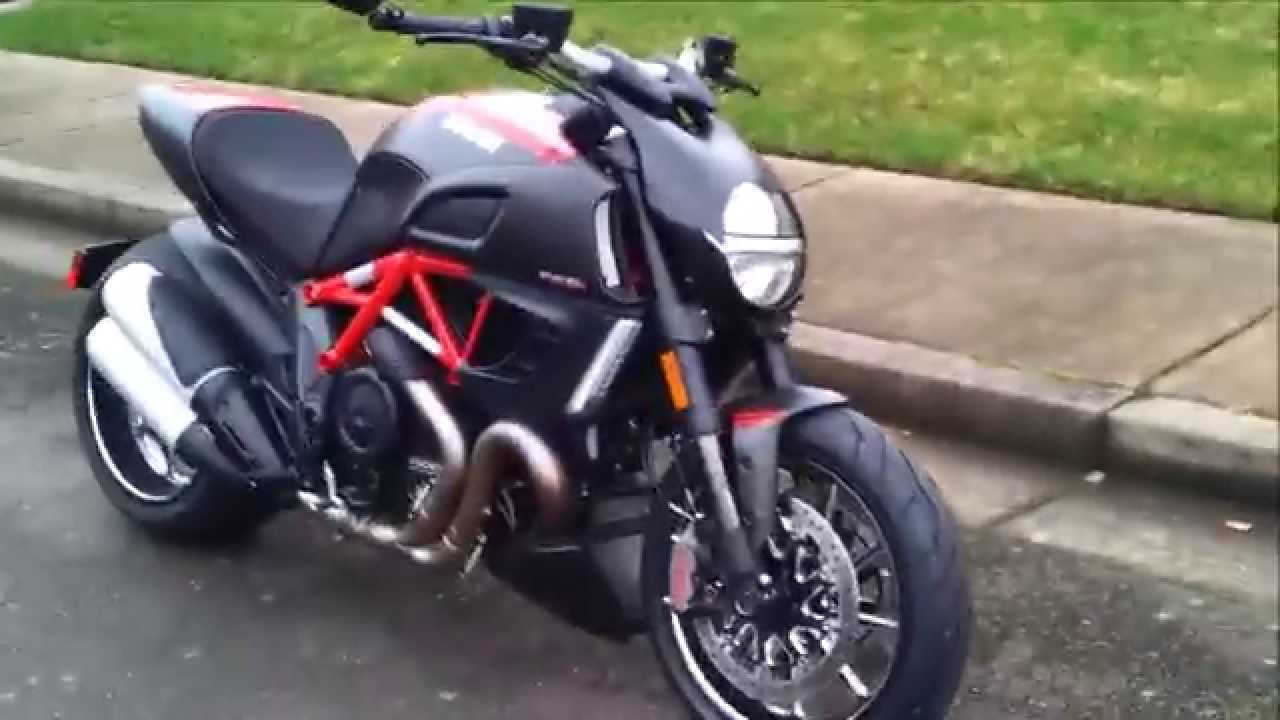 Bought my first Ducati - Diavel Carbon Red