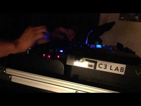 Short DJ Session Pt.003 (With Vestax DSG-05) - YouTube