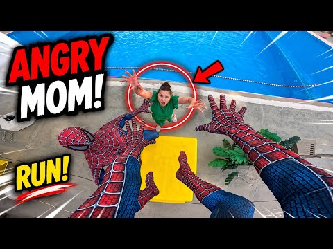 SPIDER-MAN TWINS ESCAPING ANGRY MOM AT WATER PARK (Funny ParkourPOV Comedy)