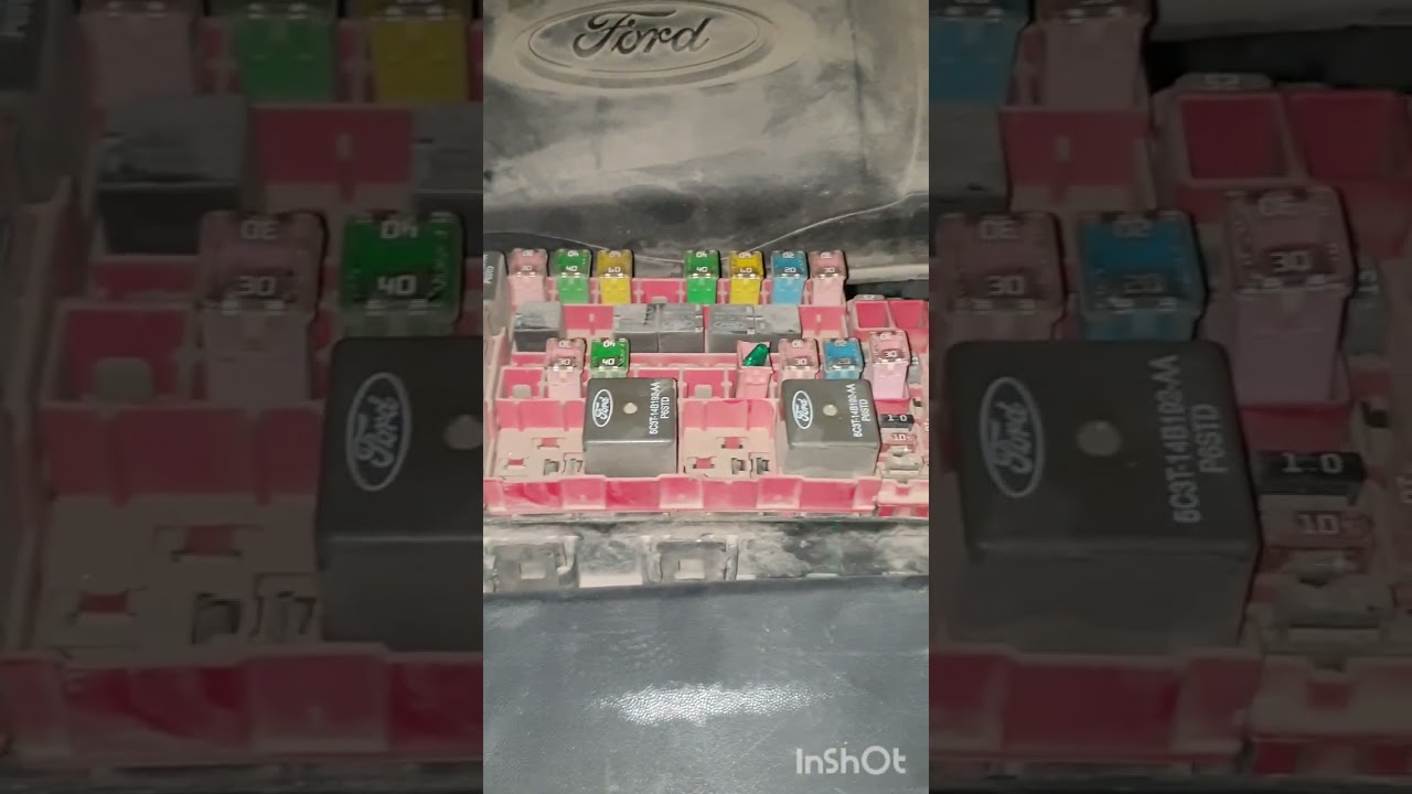 Phone charger / Cigarette lighter not working - Ford Expedition - Quick Fix  #shorts #charger