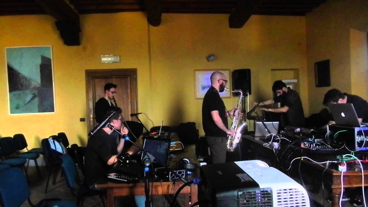 The Electro/Acoustic Experience - Landscape with Cosmonauts