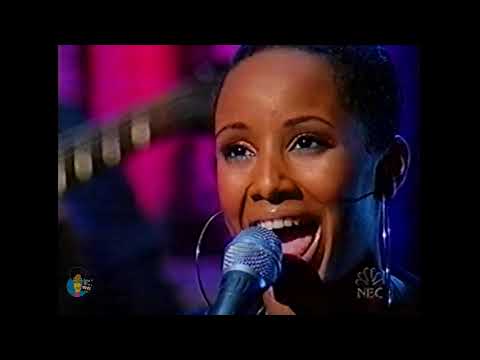 Vivian Green -