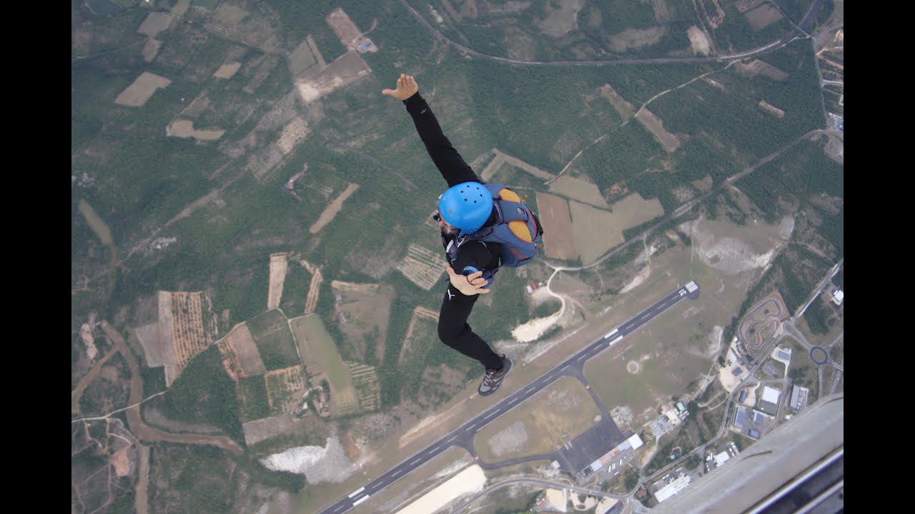 STAGE parachutisme traditionnel  ANEG premiers sauts passage de brevets