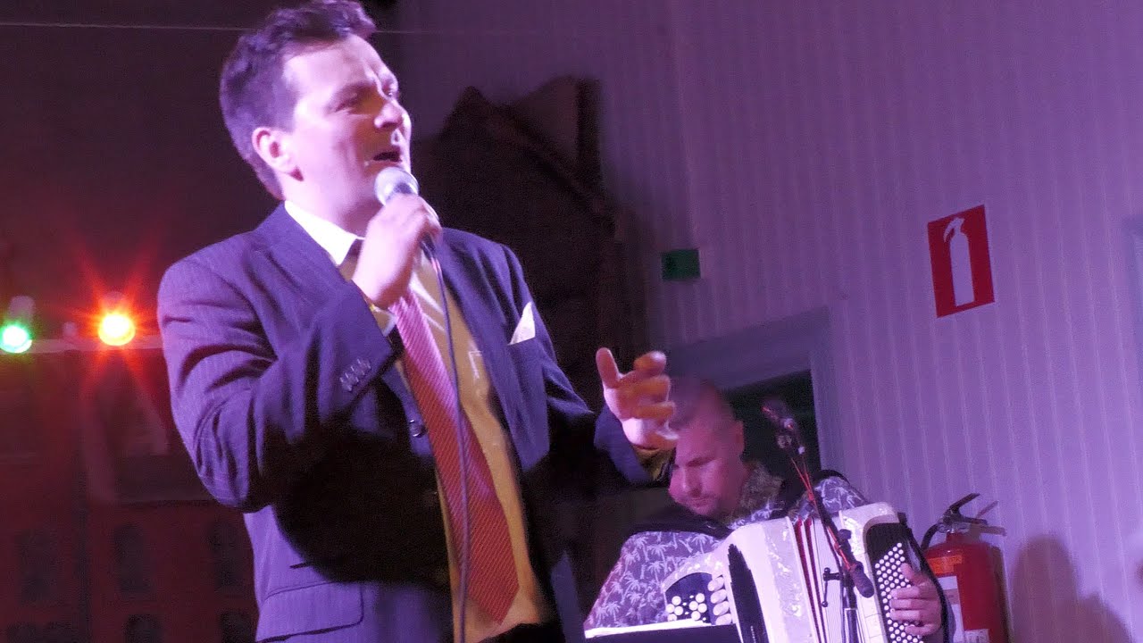 Juha Hautaluoma ja Tähtivyö LIVE - Valssi menneiltä ajoilta