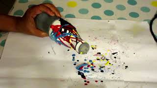 DIY Decorating Bottle with Crayons and Egg Shell