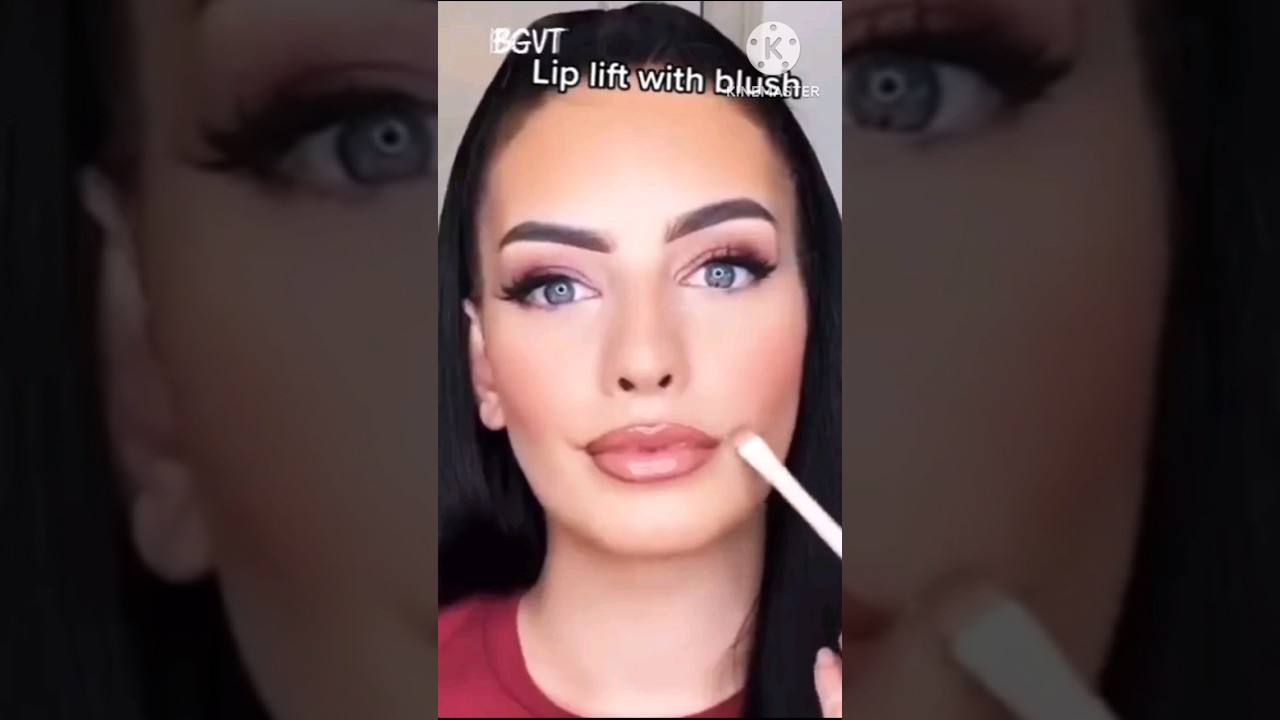 Lip lift with blush😊 hack/hack viralhacks shorts ashortaday viral