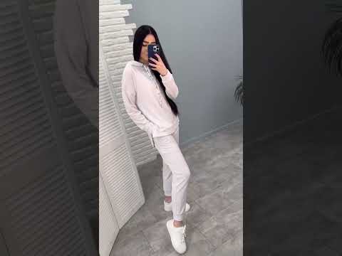 Спортивний костюм трійка жіночий "Weekend", відео 1