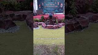 Dekorasi panggung acara PHBI konsep batu alam terbuat dari kertas semen dan kardus