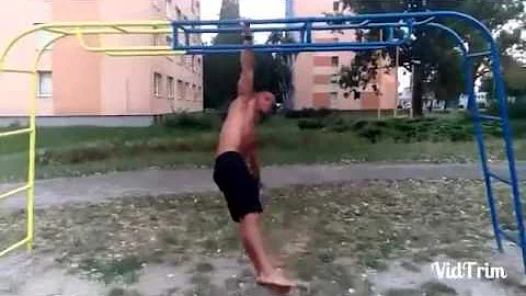 Molko-Konga Street Workout Koice