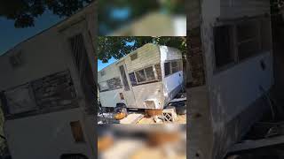 500 Vintage Camper Salon Guest House Conversion