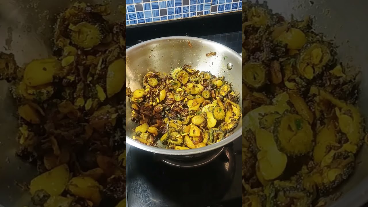 करेला प्याज आलू की भुजिया ऐसे बनायेंगे तो कड़वा नहीं लगेगा/Karela pyaz aloo ki Sabzi /Karela recipe 