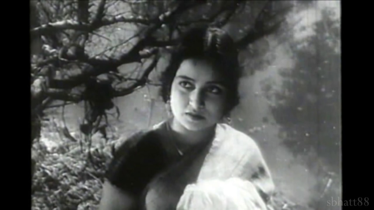 Anath Ashram 1937: Maa ek kahaani to sunaao / Ek thi toti ek tha tota ...