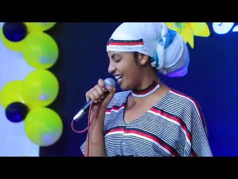 Faarfattuu Dibooraa Worship Ajaayibaa