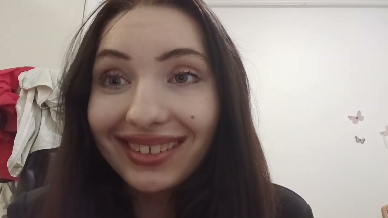 SUOMI ASMR ROLEPLAY ystävä meikkaa sinut treffeille ja antaa mies neuvoja