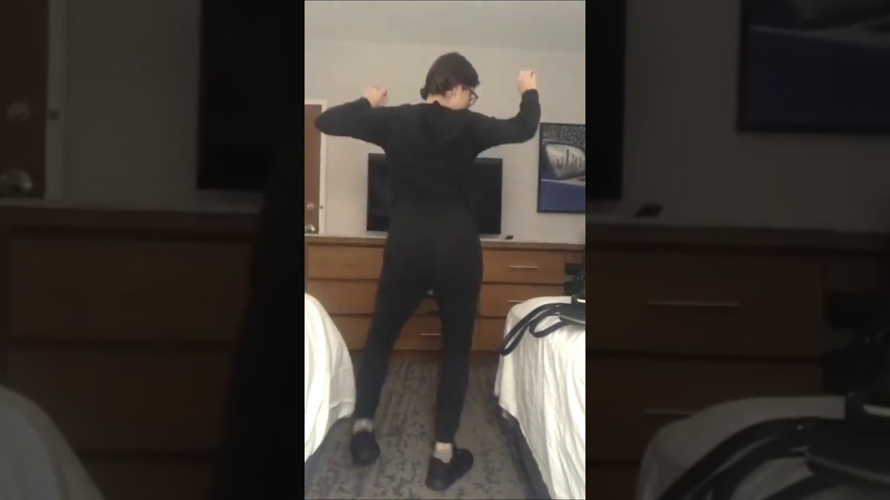 Amanda Cerny Twerking