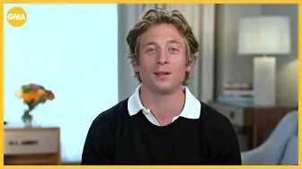Jeremy Allen White played Bruce Springsteen...while he was on set