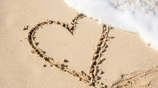 Unknown Song dont Walk Away