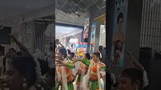 Download Lagu Songkran Festival gosterileri #waterfestival  #mbkcenter #bangkokthailand MP3