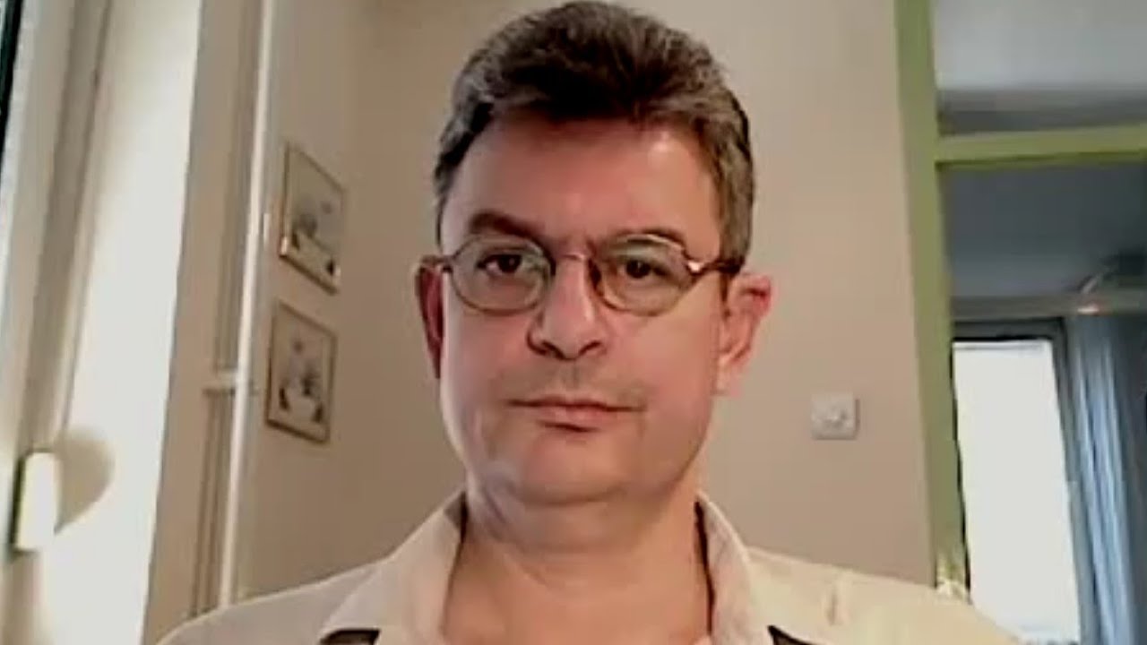 النرجسي بيستغل ولادك ضدك ؟ بيقلبهم عليكى ؟ اعرفى اساليبه علشان تعرفى تتصرفى ( Sam Vaknin )