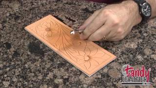 Learning Leathercraft with Jim Linnell, Lesson 3: Flower Centers and the Camouflage Tool