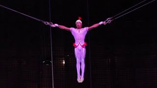 La Nouba Flying Trapeze Team 2017 Final Curtain