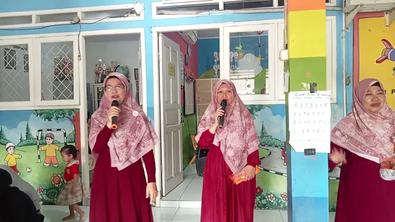 Pemenang dekorasi dan yel yel market day